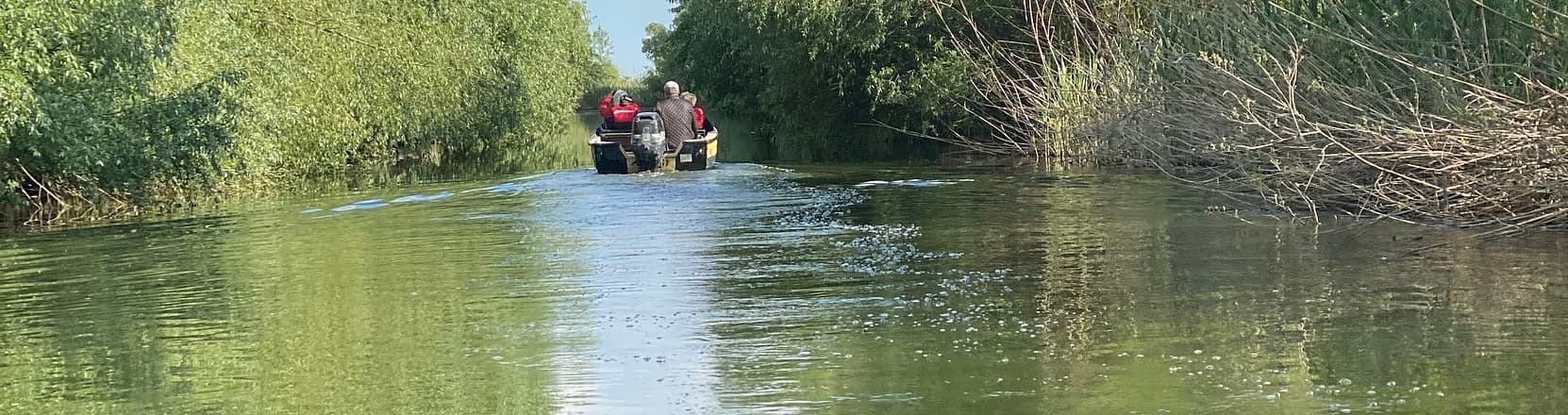 Danube Delta: Private Boat Rental – Corsar 630 (8pax)