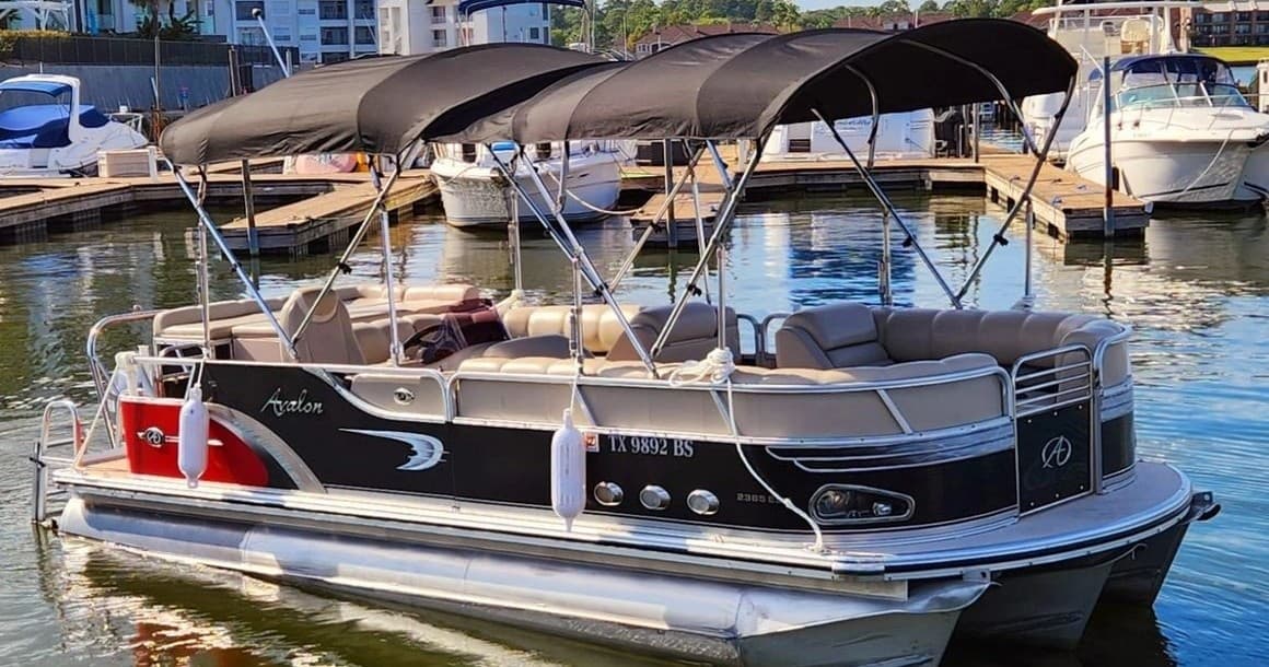 Avalon Paradise 2385 EL Tritoon Ruby" Rental"