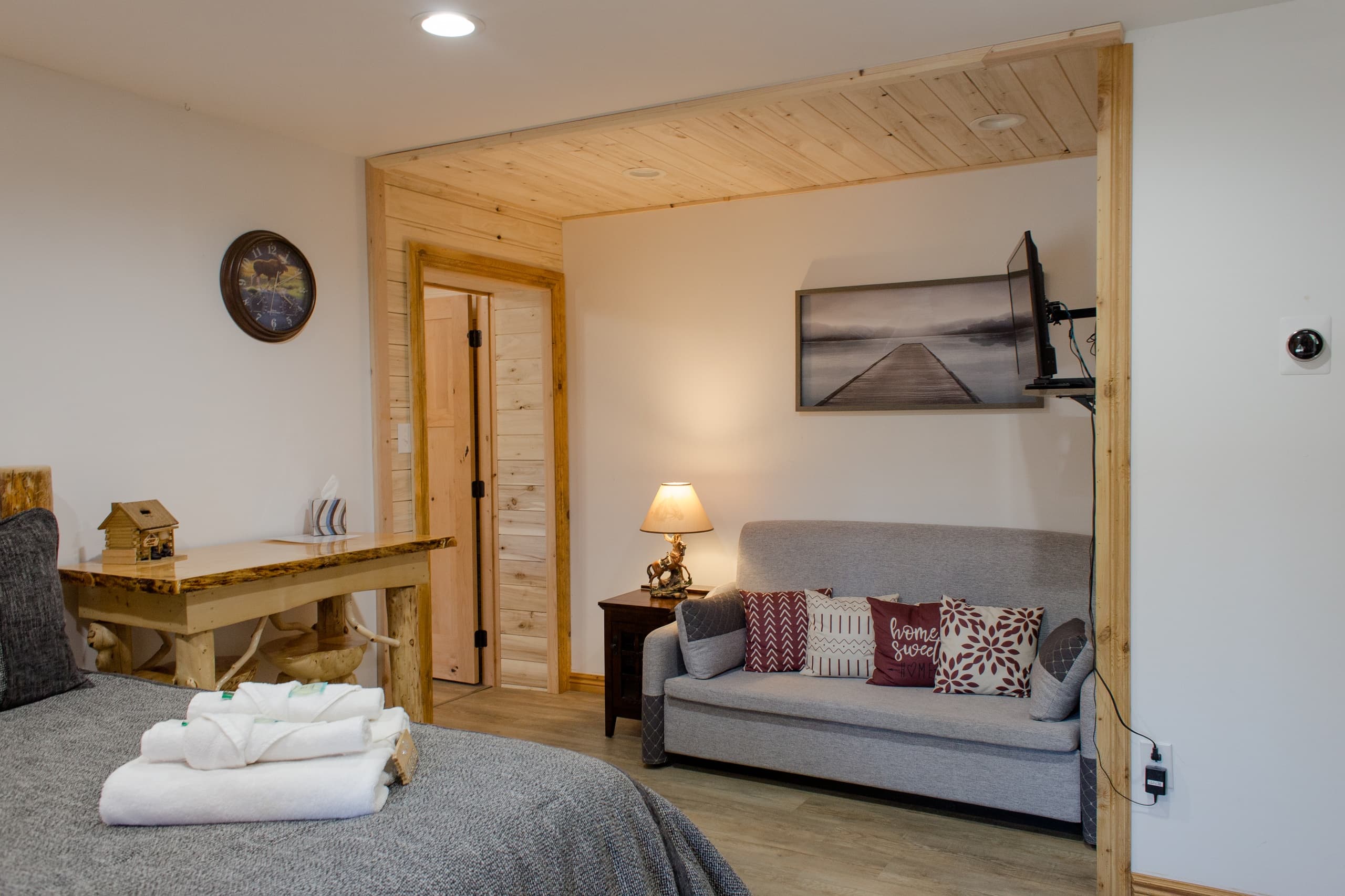 Caribou Suite Room