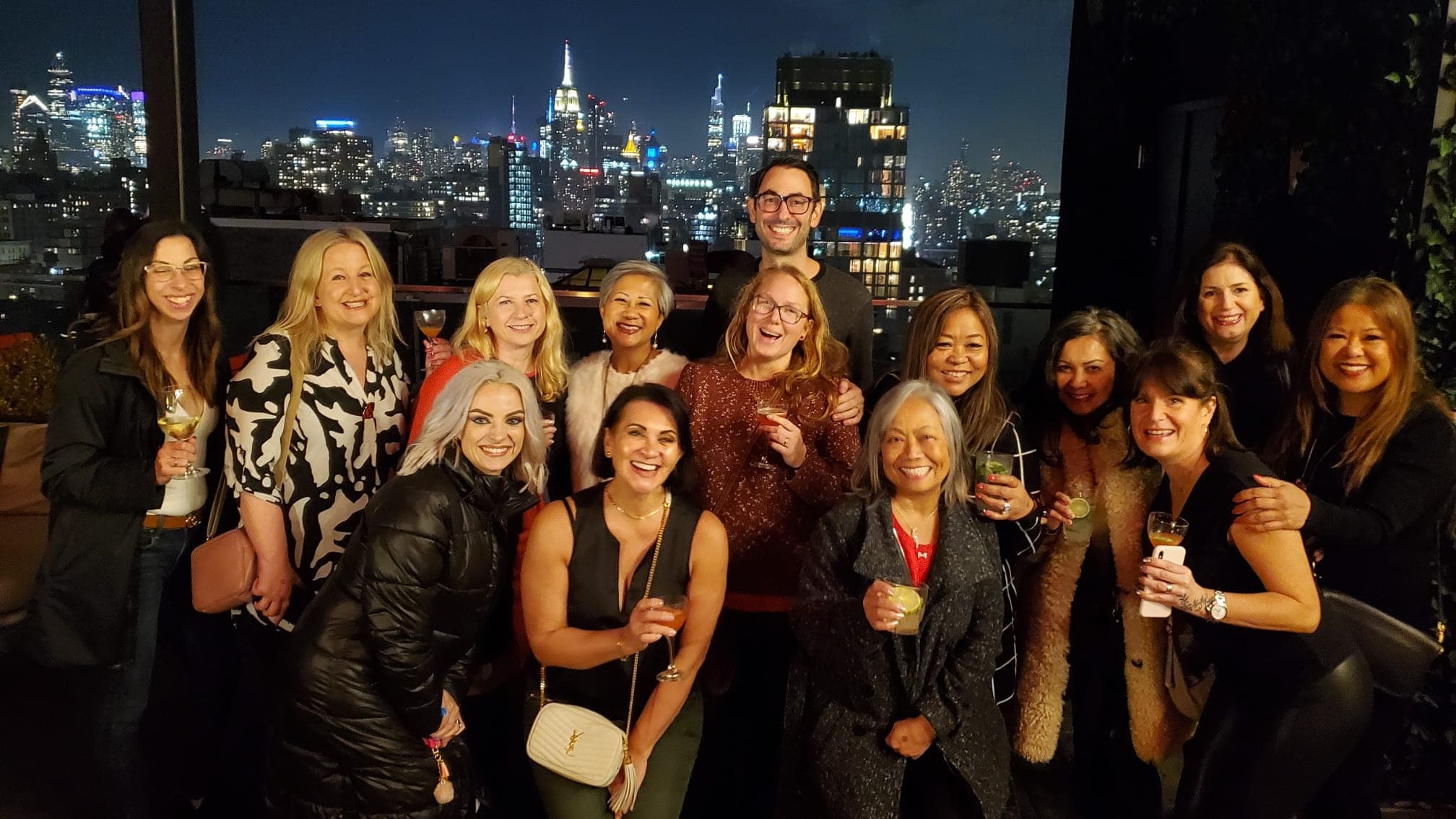 Bar Lounge and Rooftop Night Tour NYC
