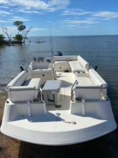 Sea Pro Deck Boat Rental
