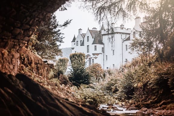 Scottish Whisky, Castles, Lochs and Waterfalls from Edinburgh