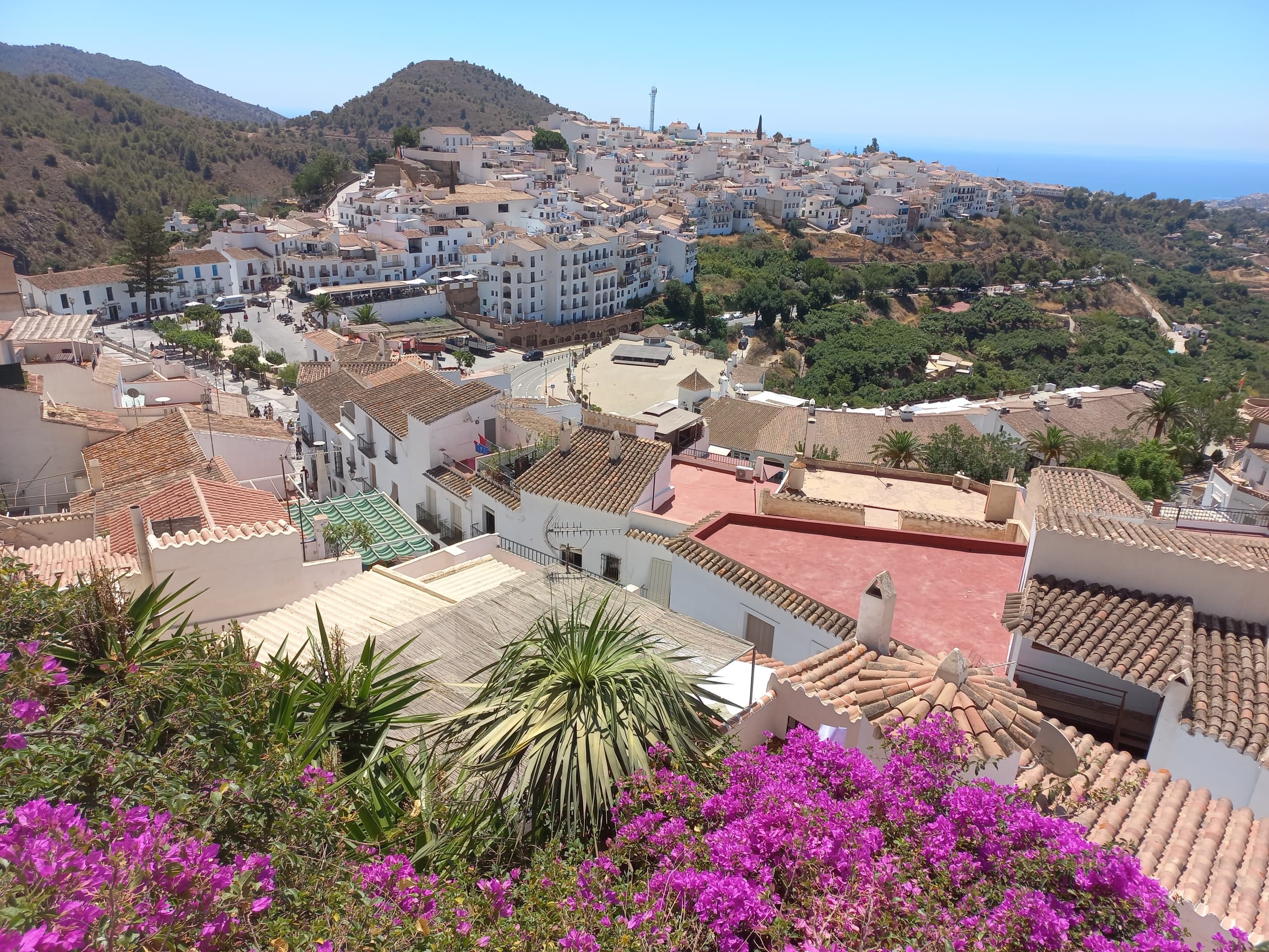 Nerja (Pueblo), Frigiliana & El Acebuchal