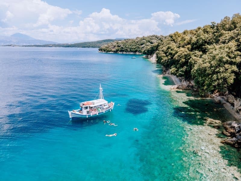 Private swimming tour
