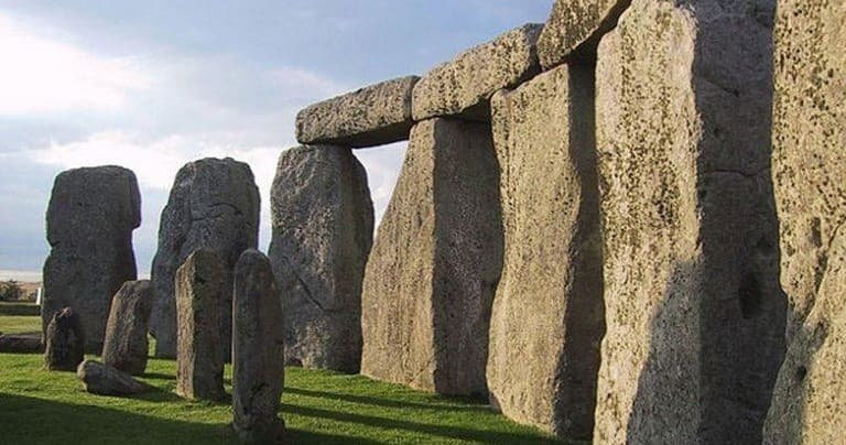 Tours to Stonehenge & Oxford