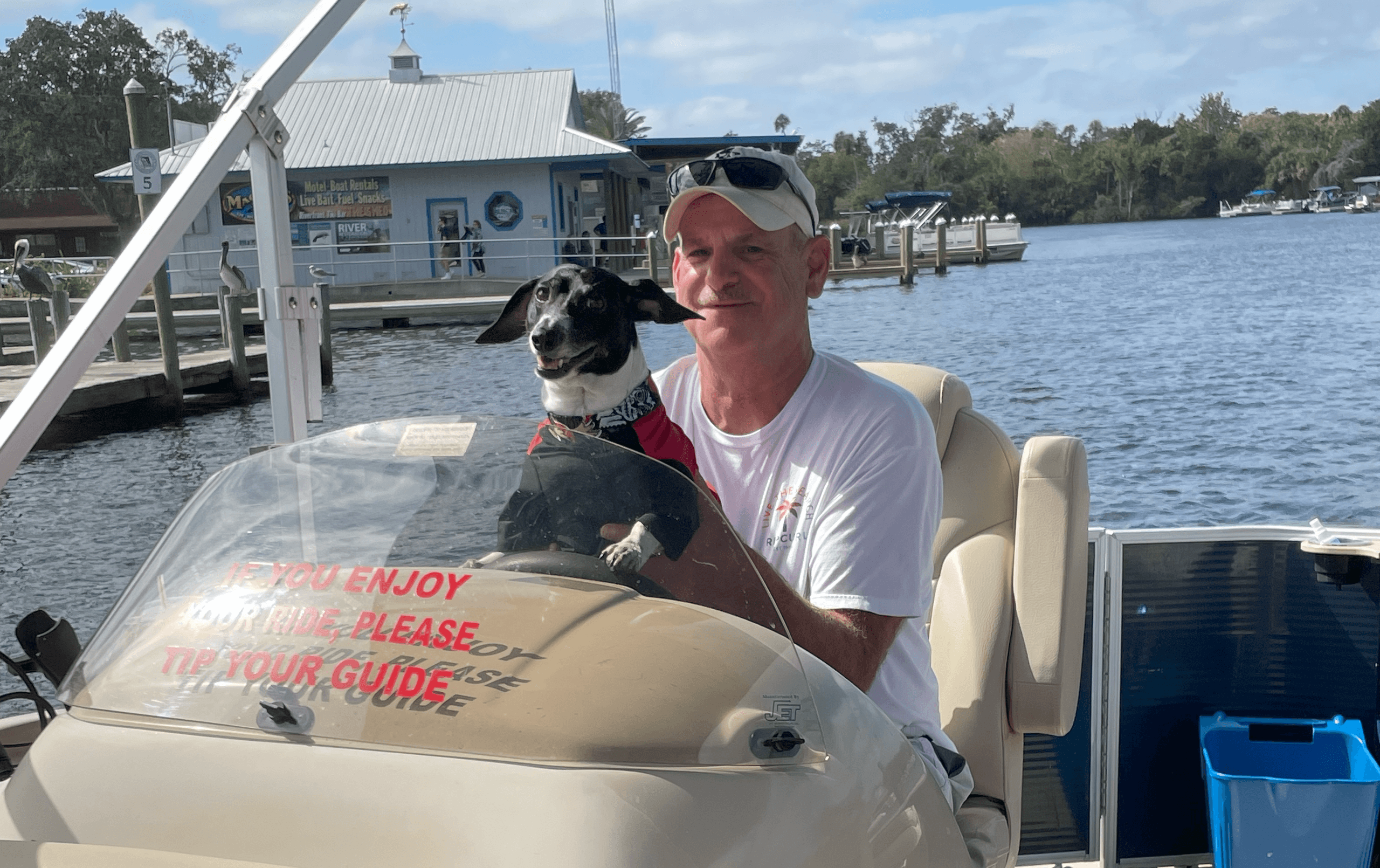 3 Hour Bring Fido - Dog Friendly Tour 22-ft Luxury Boat