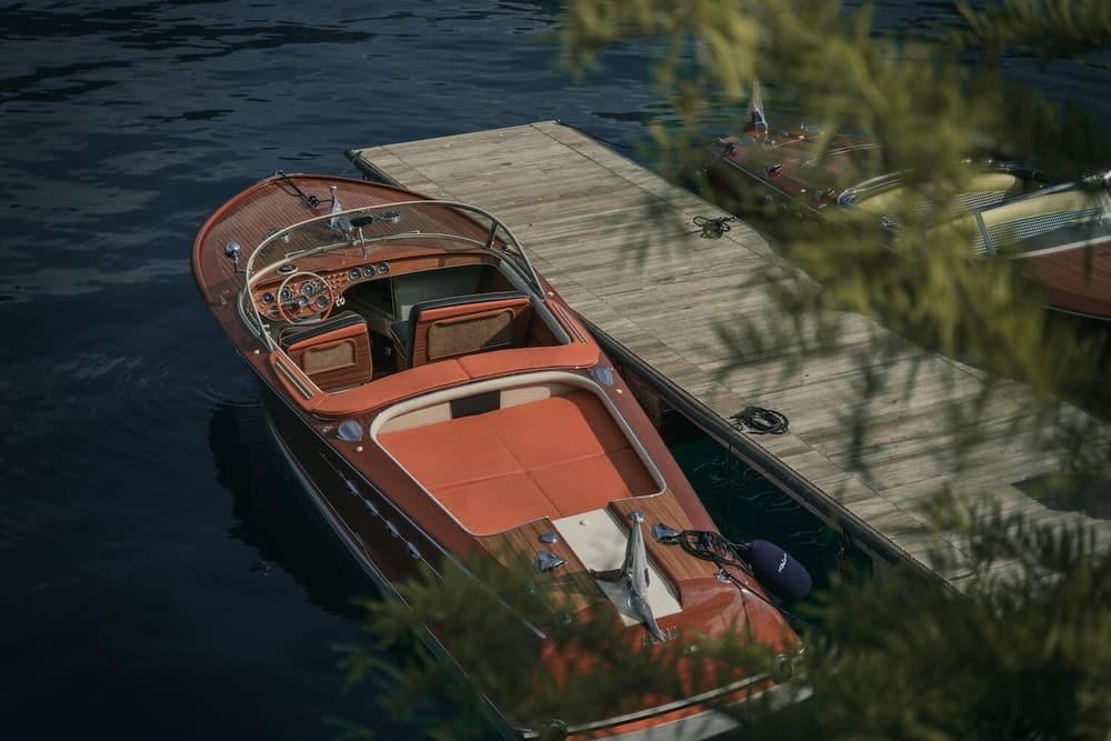 Boat tour with Riva Super Aquarama