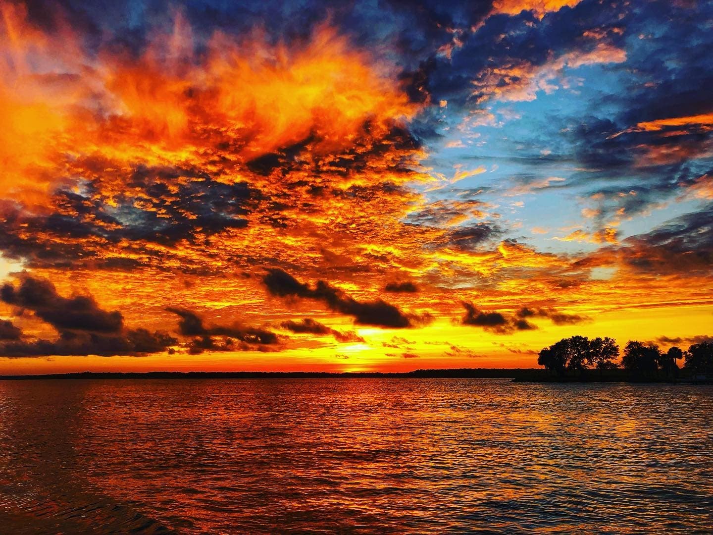 Private Sunset Cruise (Up to 14 Passengers)