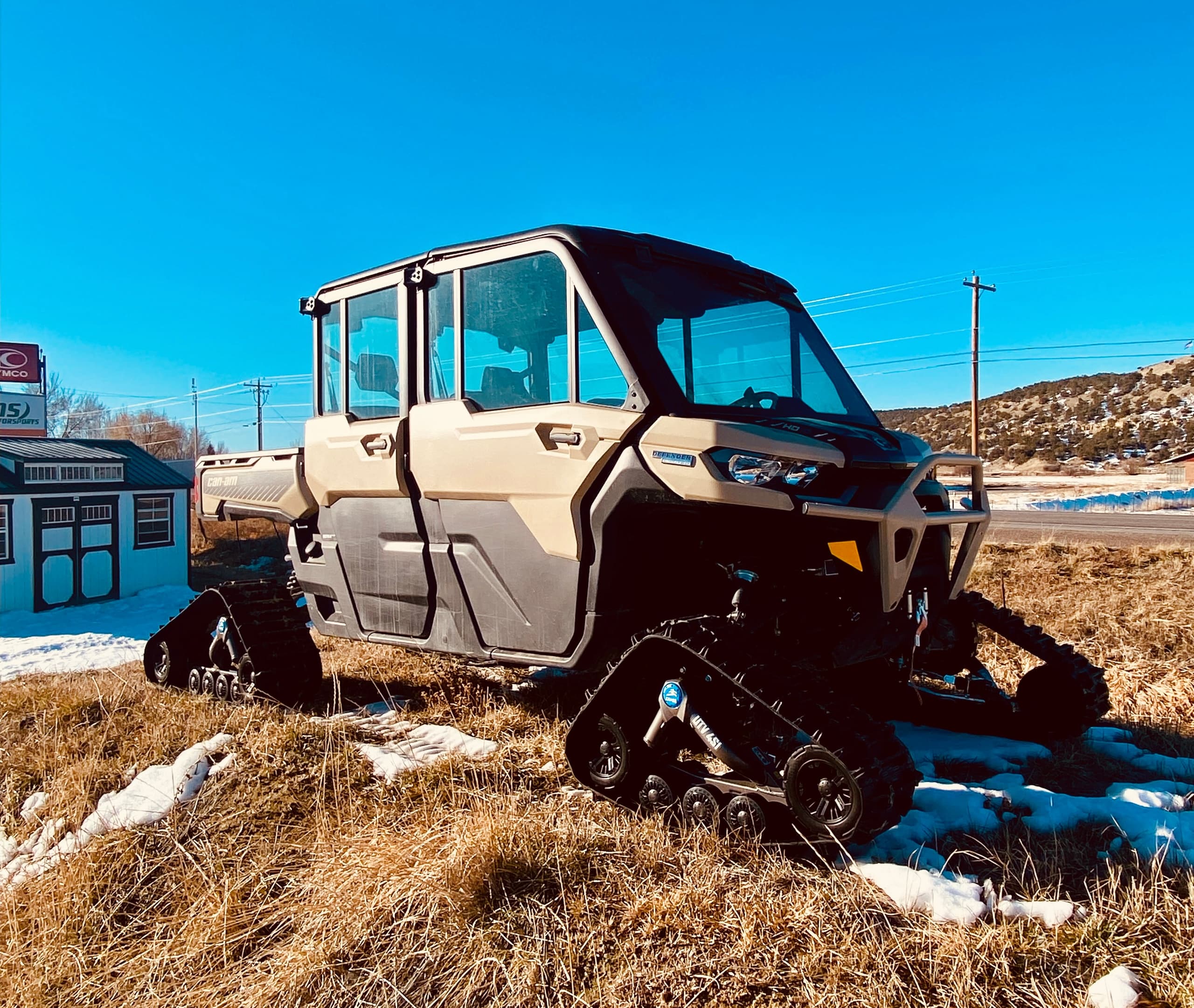 4 Door Can-Am Defender with tracks