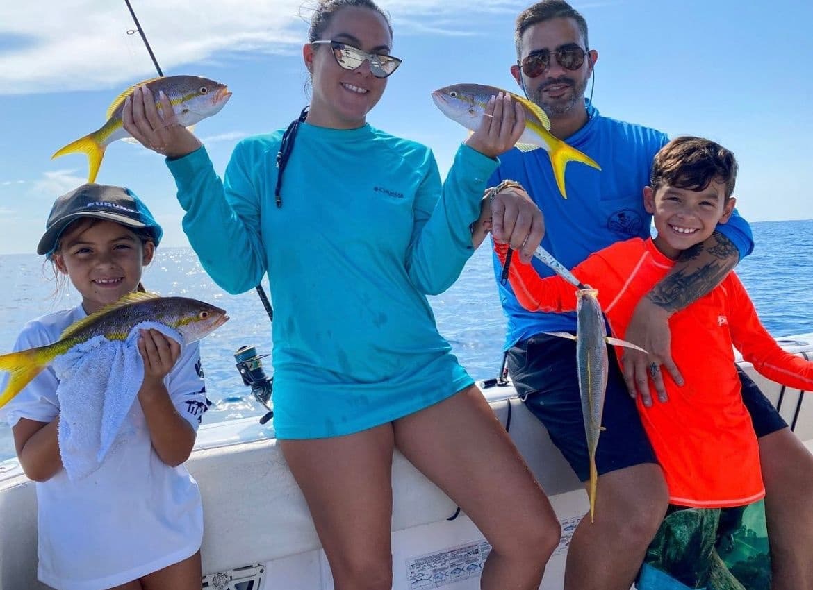 Kids' Inshore Fishing • 30' Contender