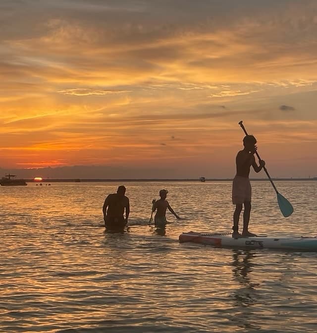 Sunset Cruise (Up to 14 Passengers)