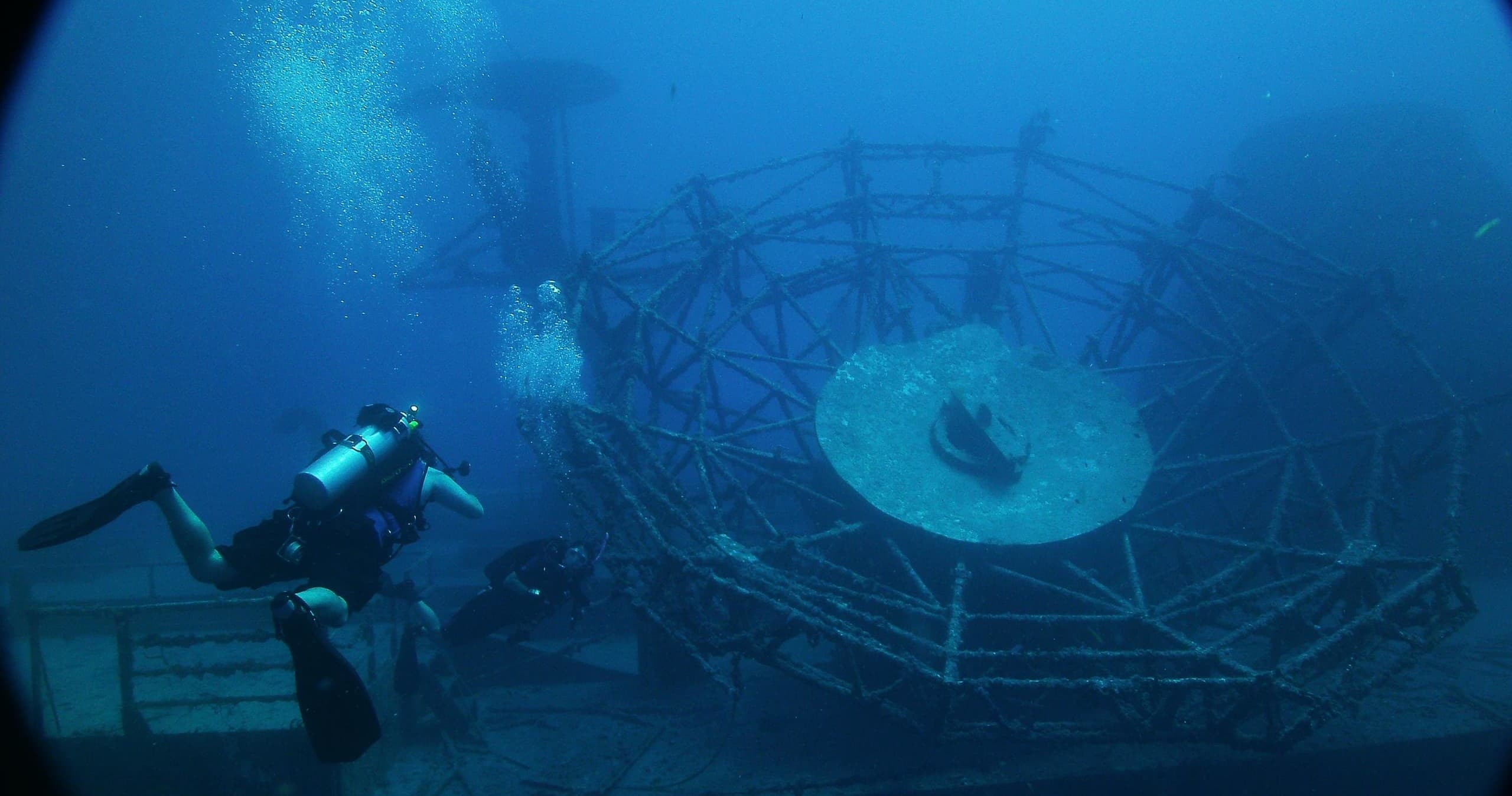 Wreck Dive