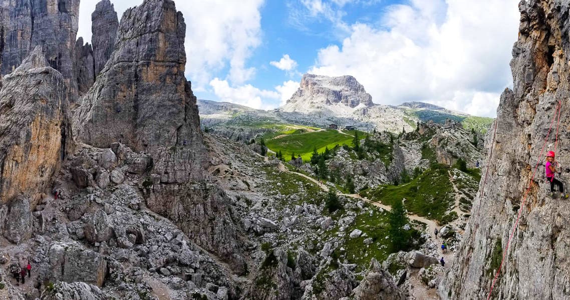 Arrampichiamo in famiglia alle Cinque Torri