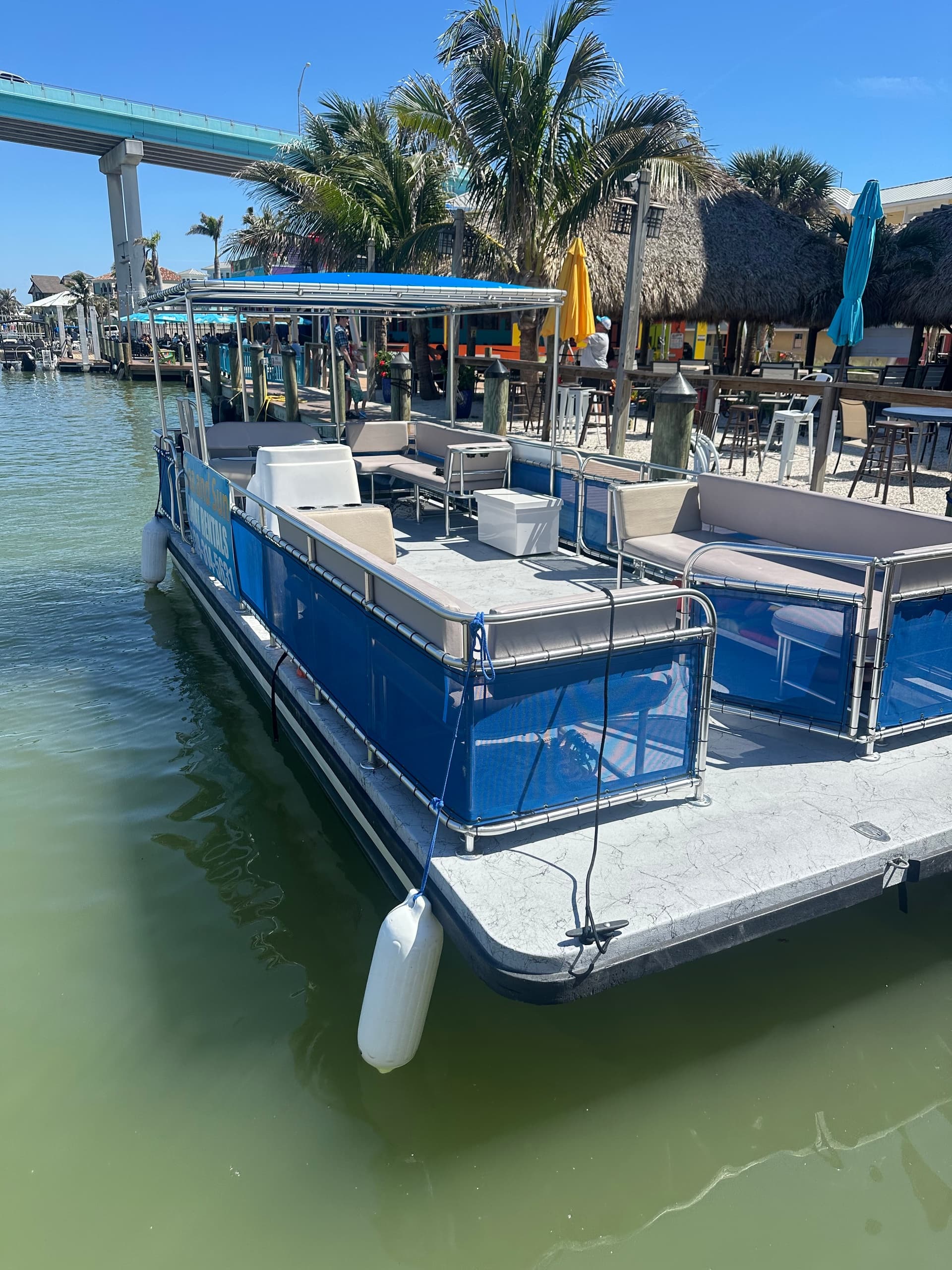 26ft Pontoon 115 HP