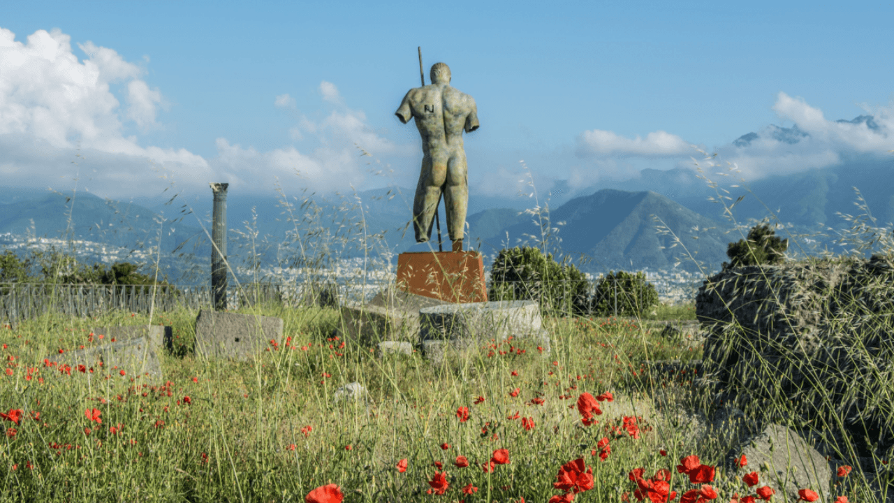 Pompeii from Naples with Winery Visit & Lunch