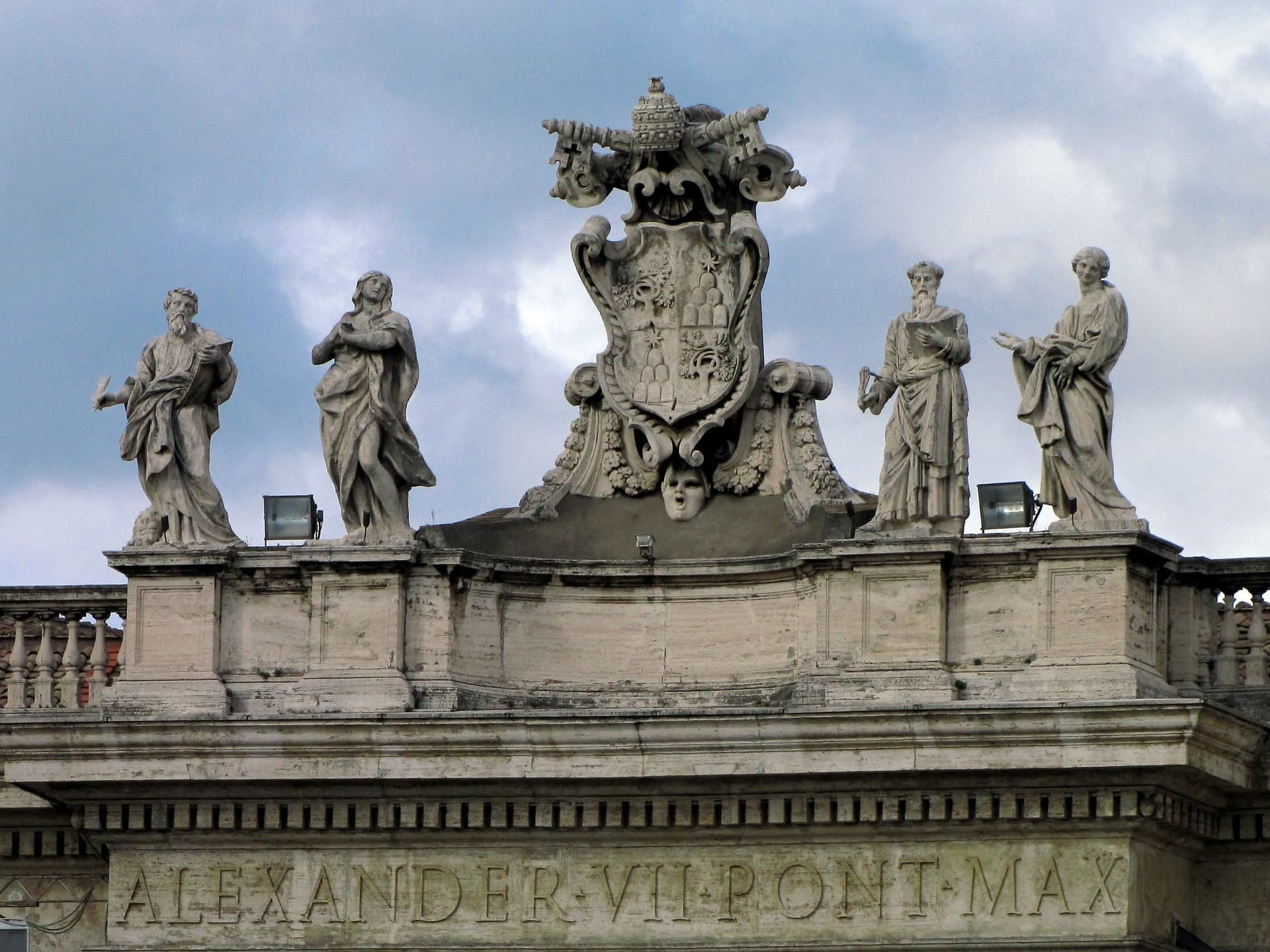 Combination tour of the Colosseum and the Vatican