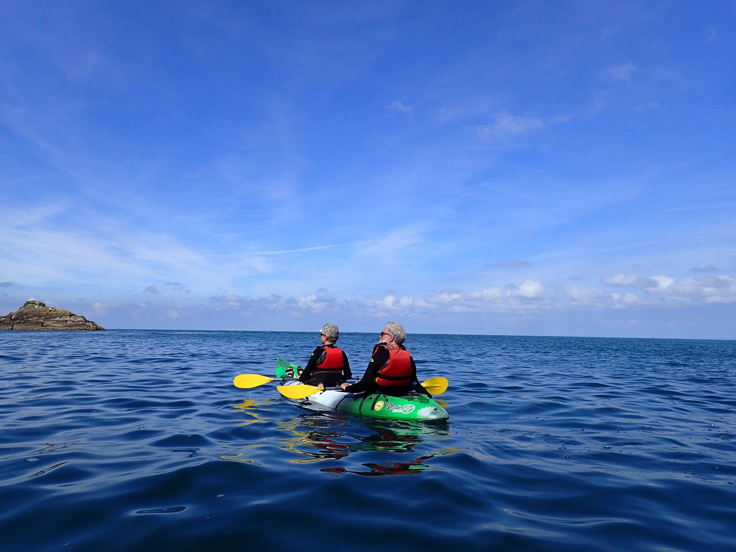Double/Tandem (2person) kayak hire