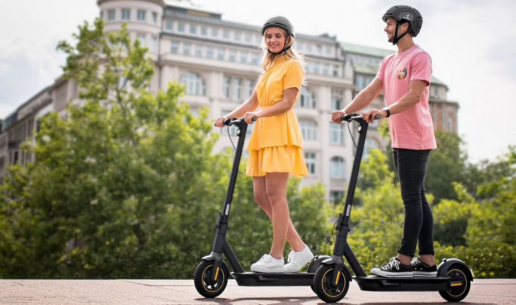 Krakow: Jewish Quarter E-Scooter Tour - 2 hours