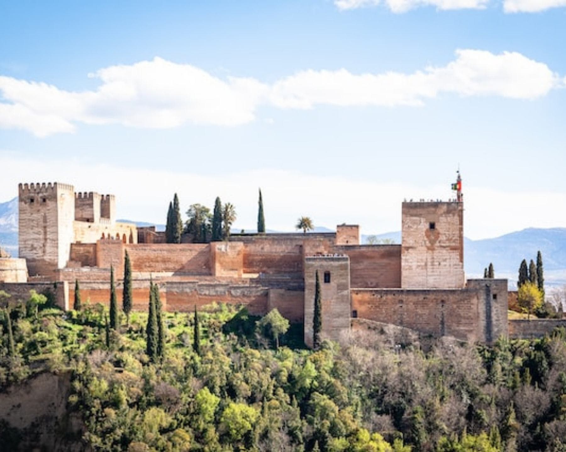 Alhambra esencial: Alcazaba y Generalife. Entradas incluidas