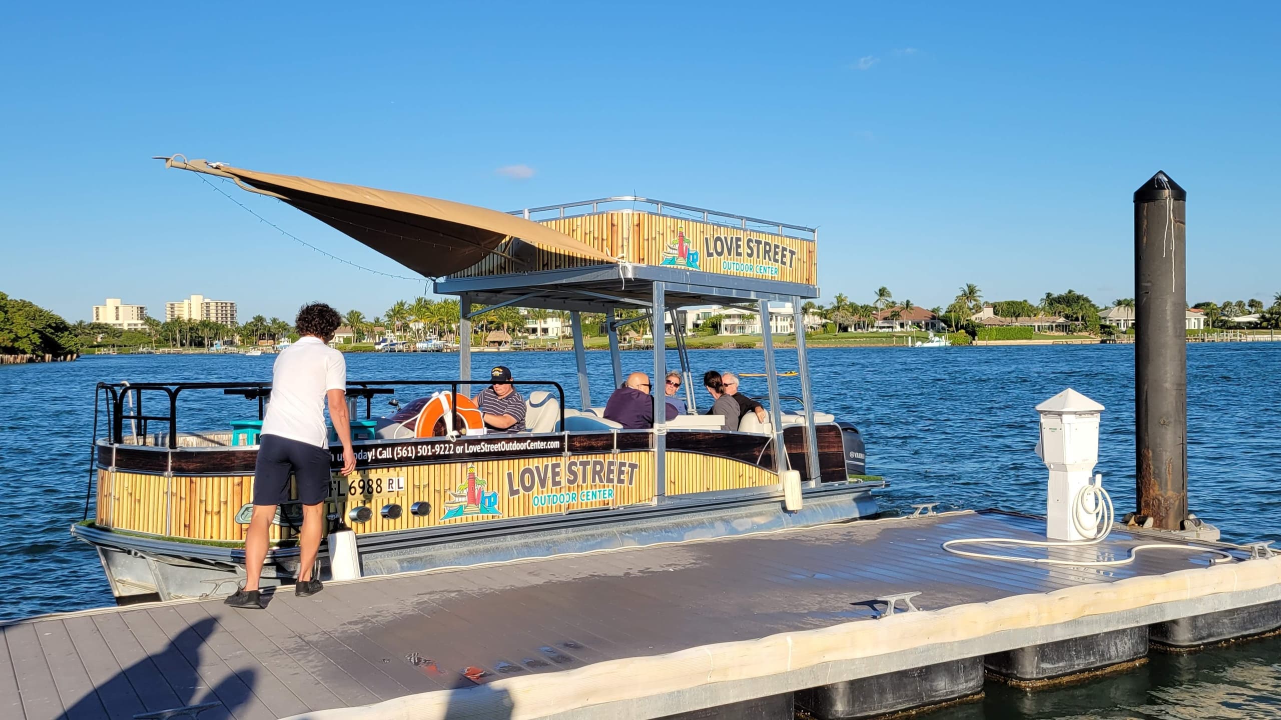 Public One Hour Love Boat Cruise