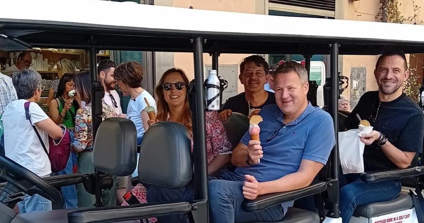 4-Hour Private Food Tasting Tour by Golf Cart