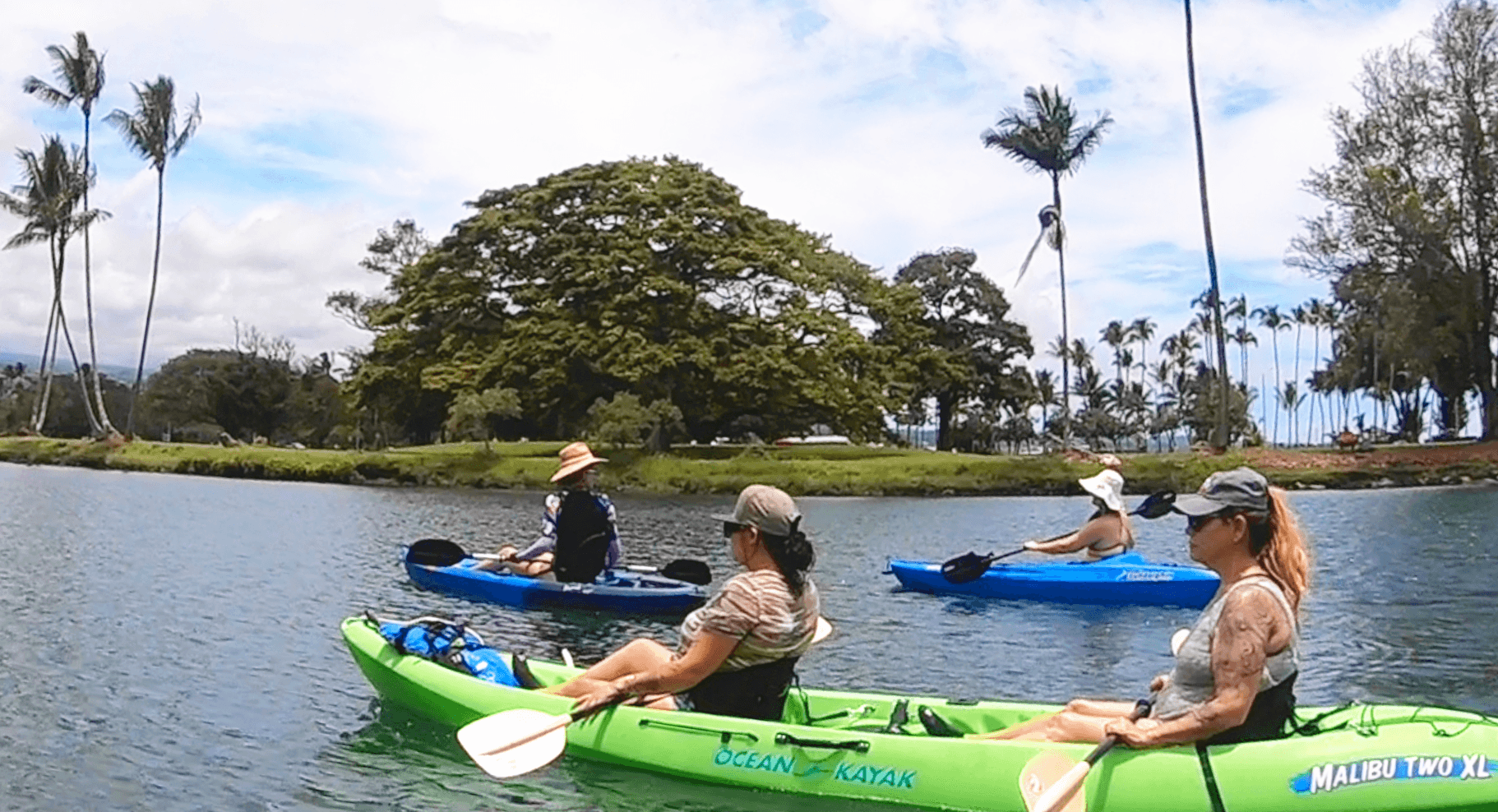 Wailoa River to King Kamehameha Statue Kayak Adventure