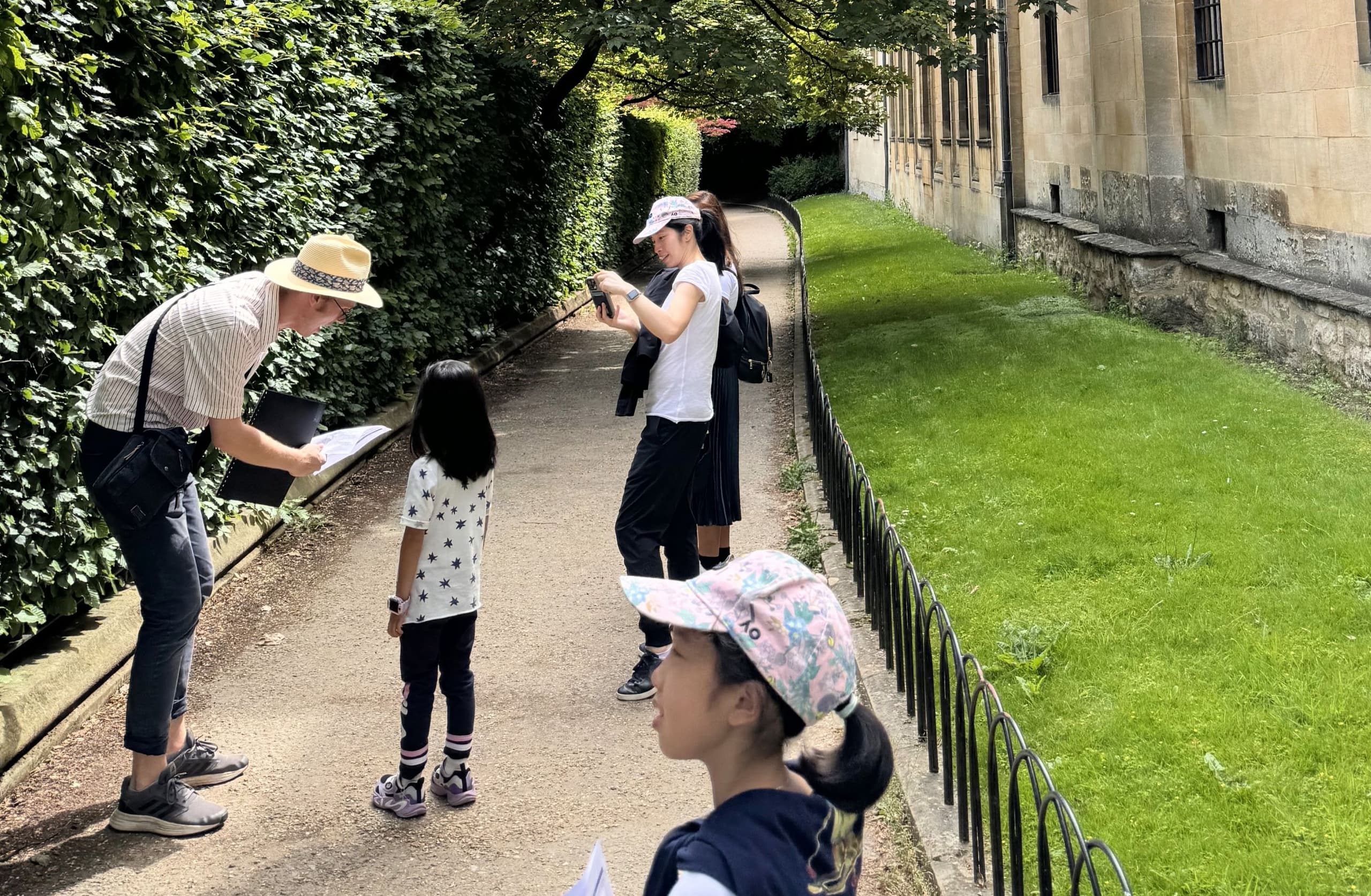 Discover Oxford University with Recent Graduate
