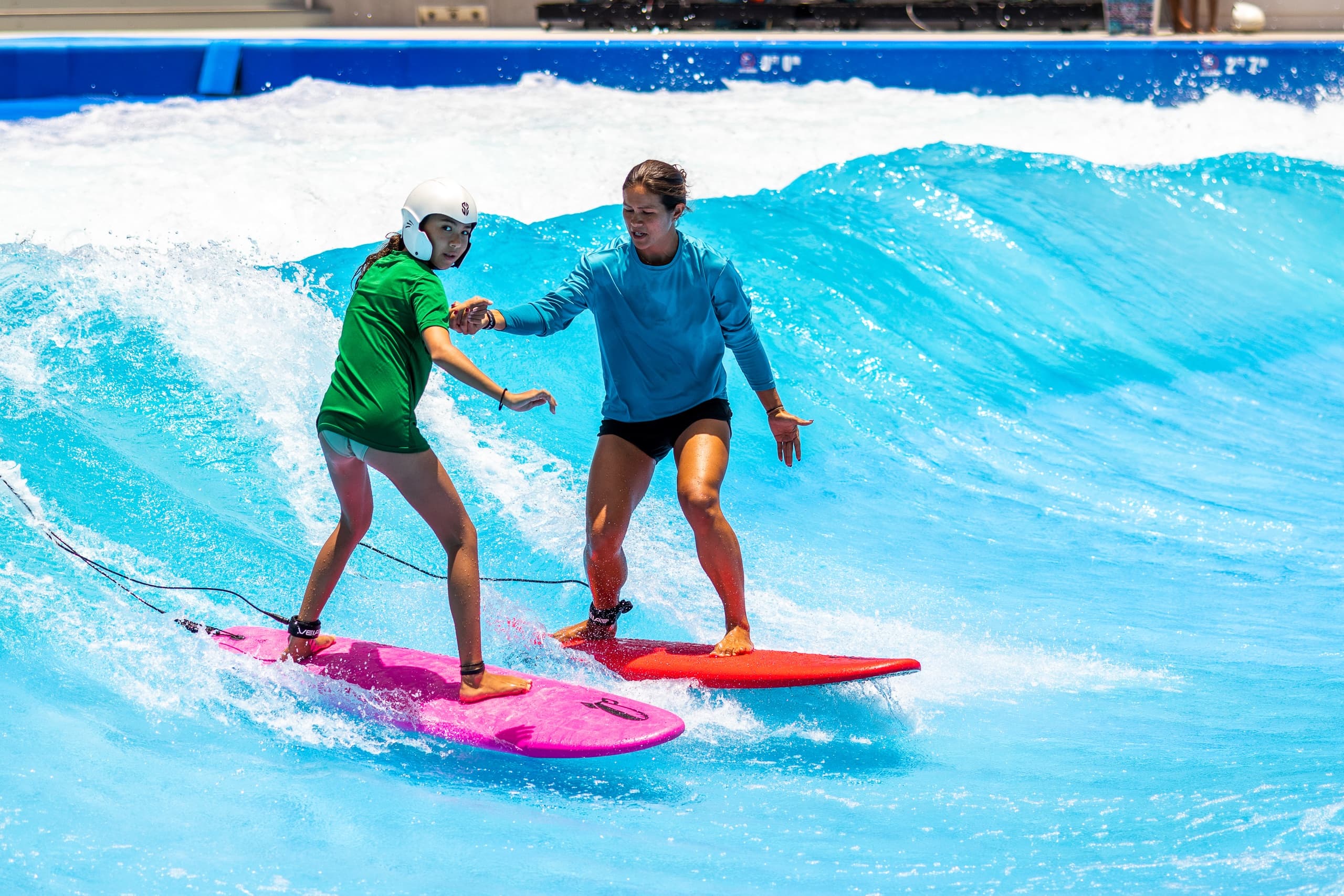 Lagoon & Surf Experience + Waikele Premium Outlet Shopping