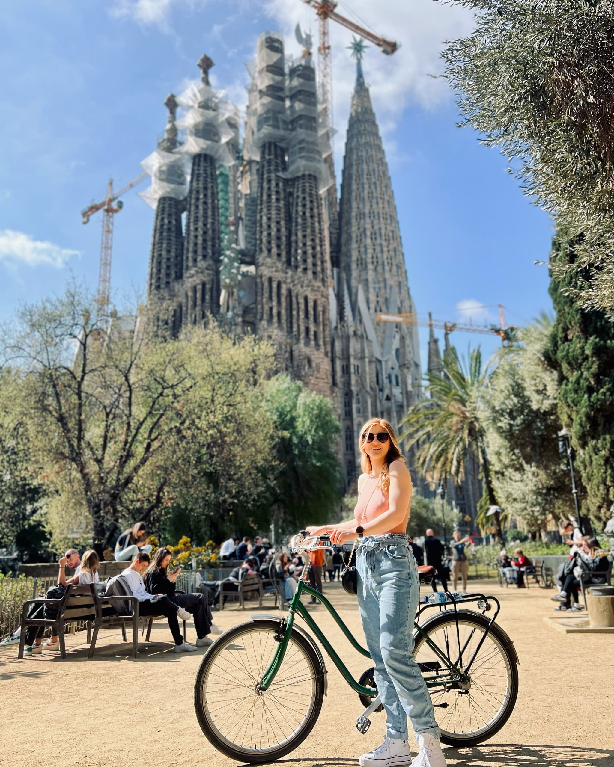 Sightseeing by Bike Photo-Shooting & Tapas