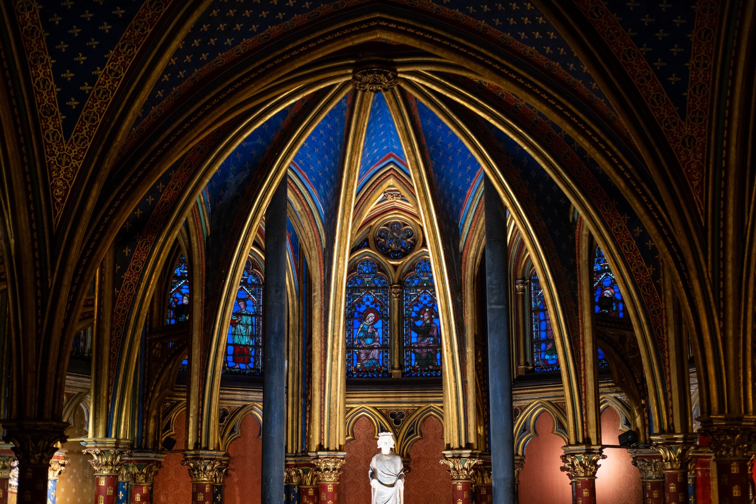 Paris: Sainte-Chapelle, Conciergerie & Notre Dame Guided Tour