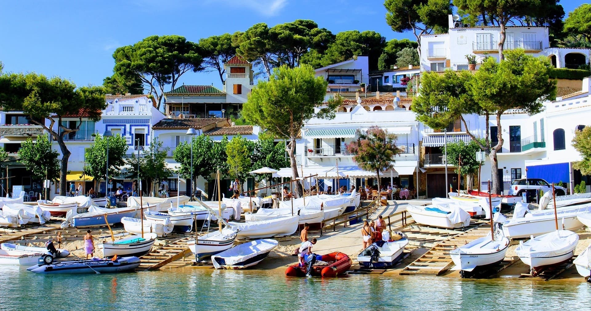 Private Girona and Costa Brava Tour from Barcelona (FD)