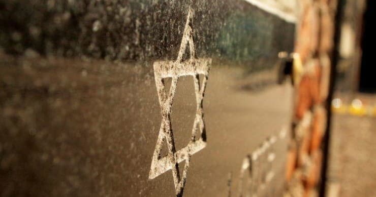 Jewish Heritage Private Walking Tour in Warsaw