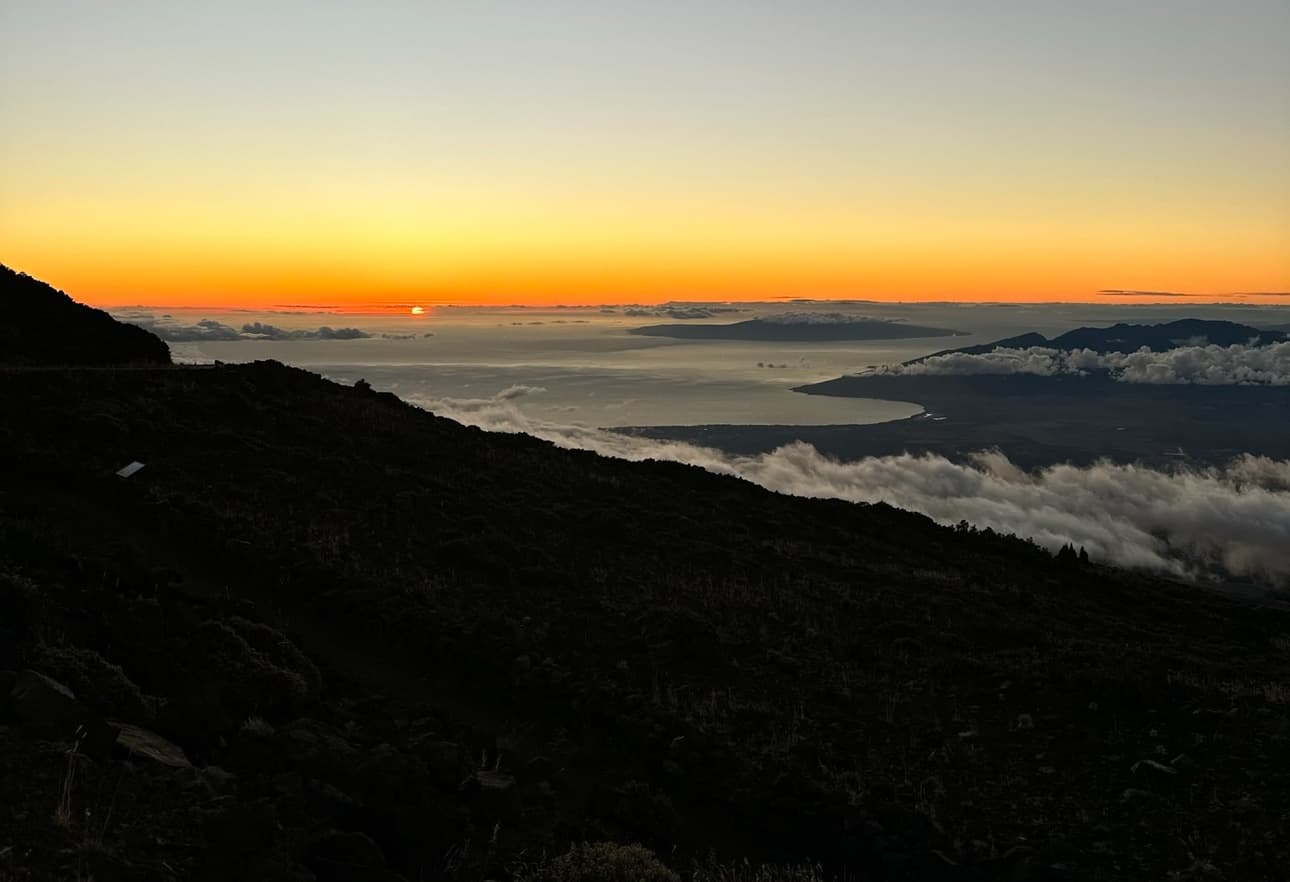 Private Haleakalā National Park Sunset Open-Air Jeep Tour