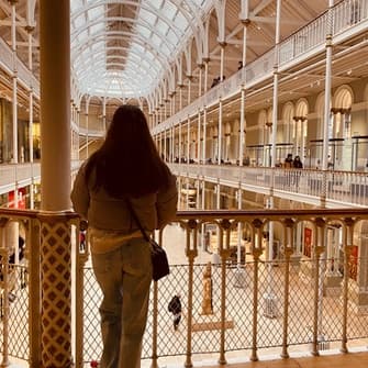 Artist's View, Gallery Tour