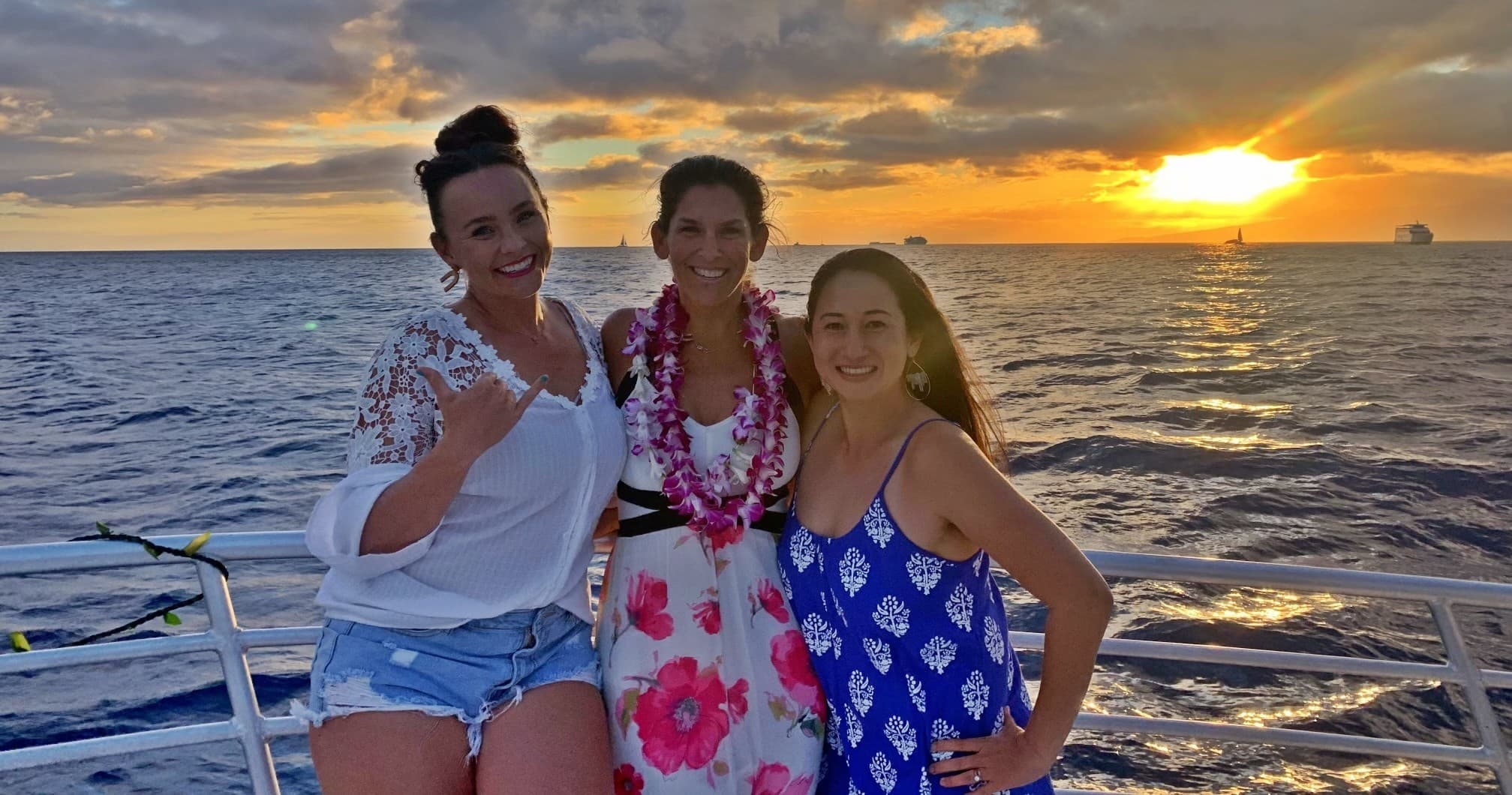 Waikiki Sunset Cruise BYOB