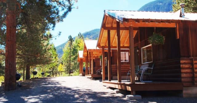 Four Night: Cabin Rental