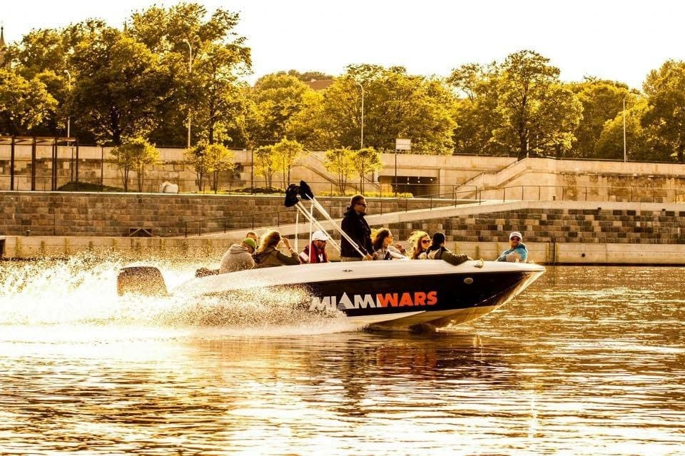Vistula Motorboat Cruise: Iconic Warsaw Views - max. 7 pax