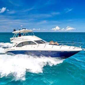 60′ Sea Ray Flybridge
