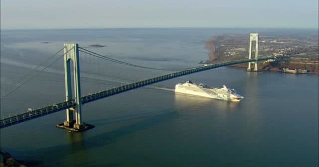 Grand Island Helicopter Tour