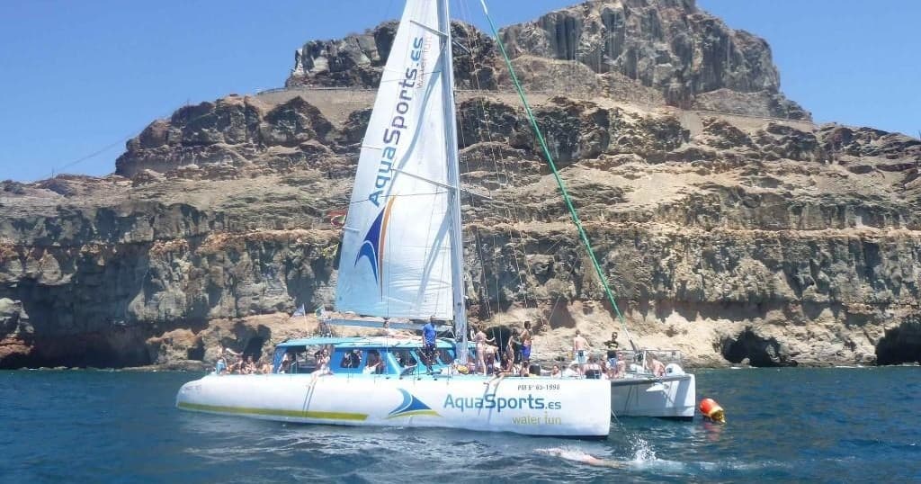 Catamarán Magic 3