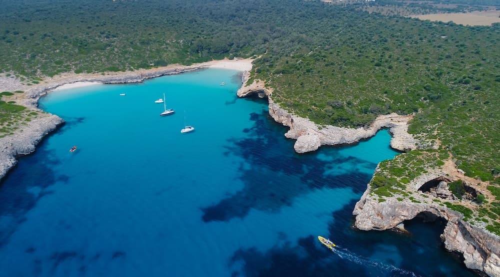 Paseo en Barco + Snorkeling por Calas Vírgenes de Mallorca