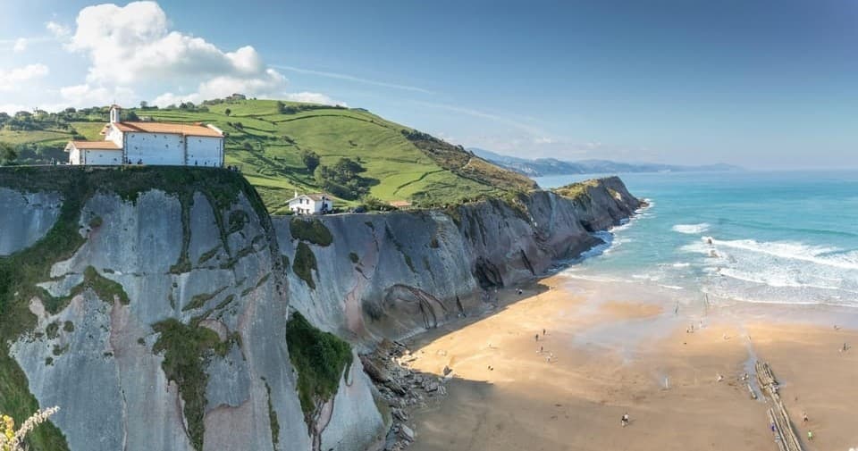 Bilbao: Excursión en barco Flysch de Zumaia, Caserío Tradicional y Getaria
