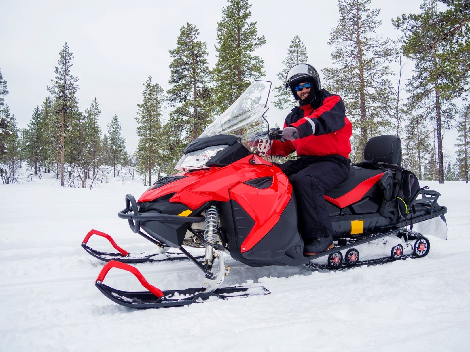 Snowmobile Safari - 2 Hours