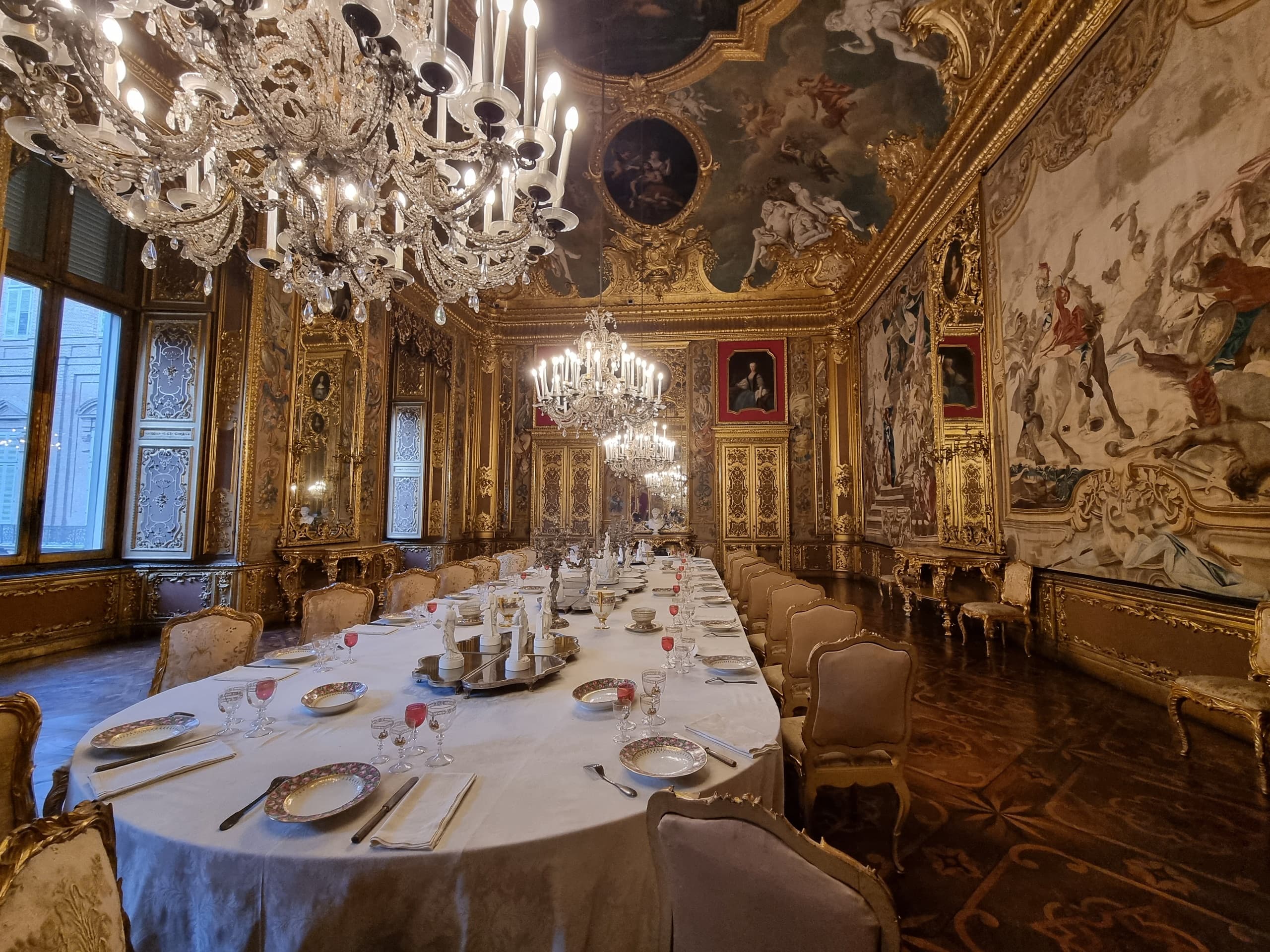 Torino: Visita guidata a Palazzo Reale e giro città