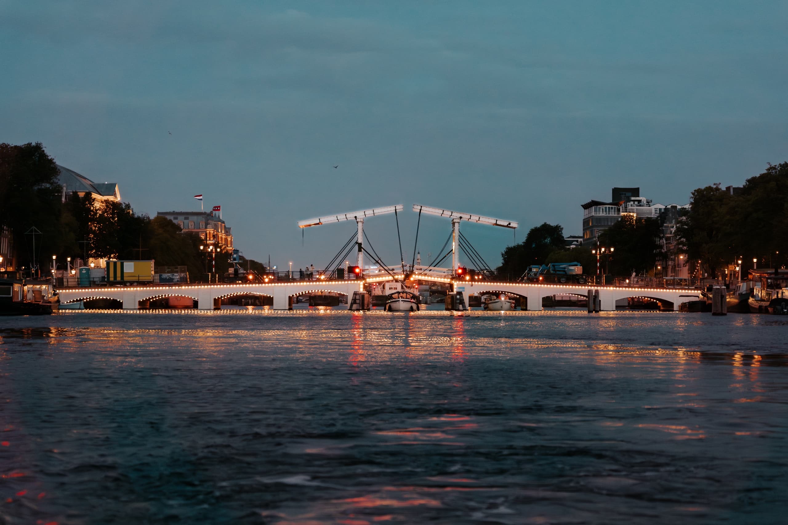 Spectacular Evening Cruise (18+) - Departure Herengracht