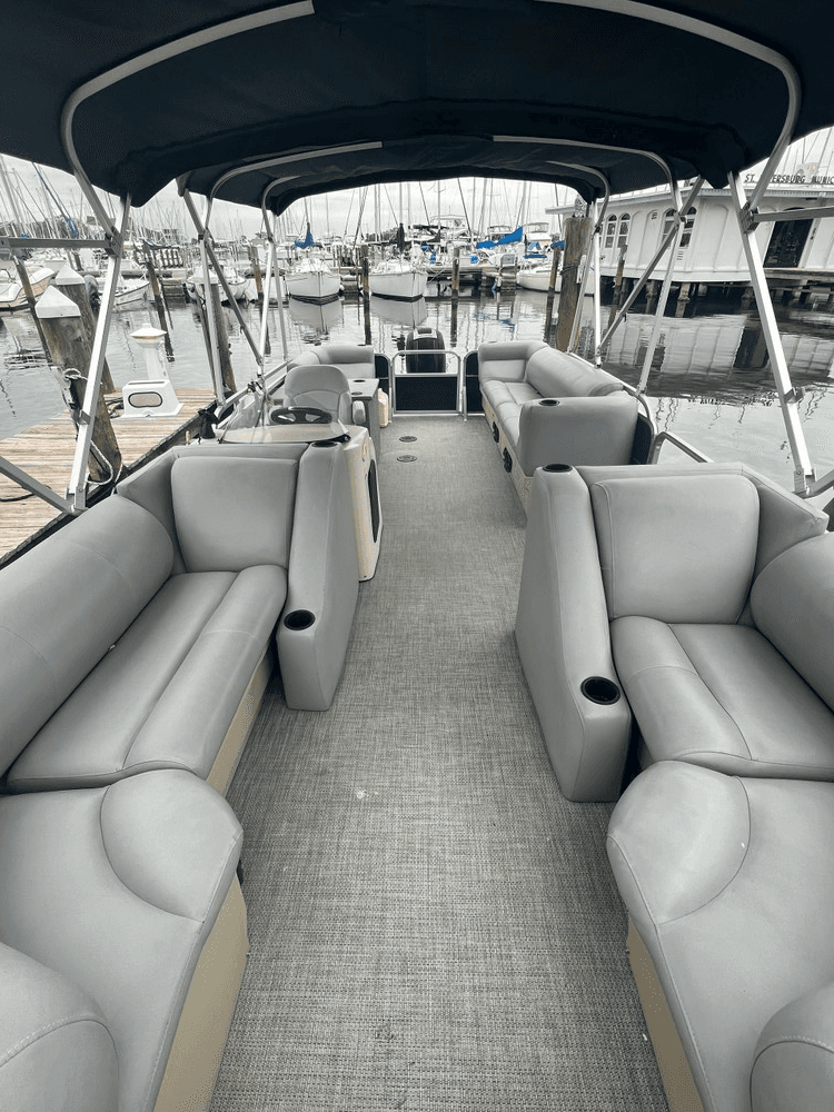 Pontoon Boat Rental