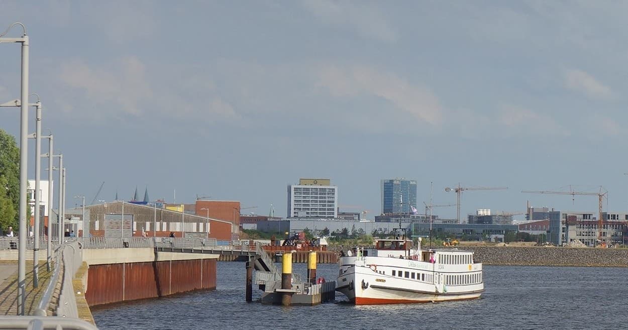 Einzelfahrt: Mittelsbüren → Bremerhaven, Seebäderkaje