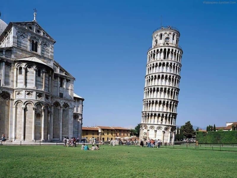 Highlights of Pisa and Florence