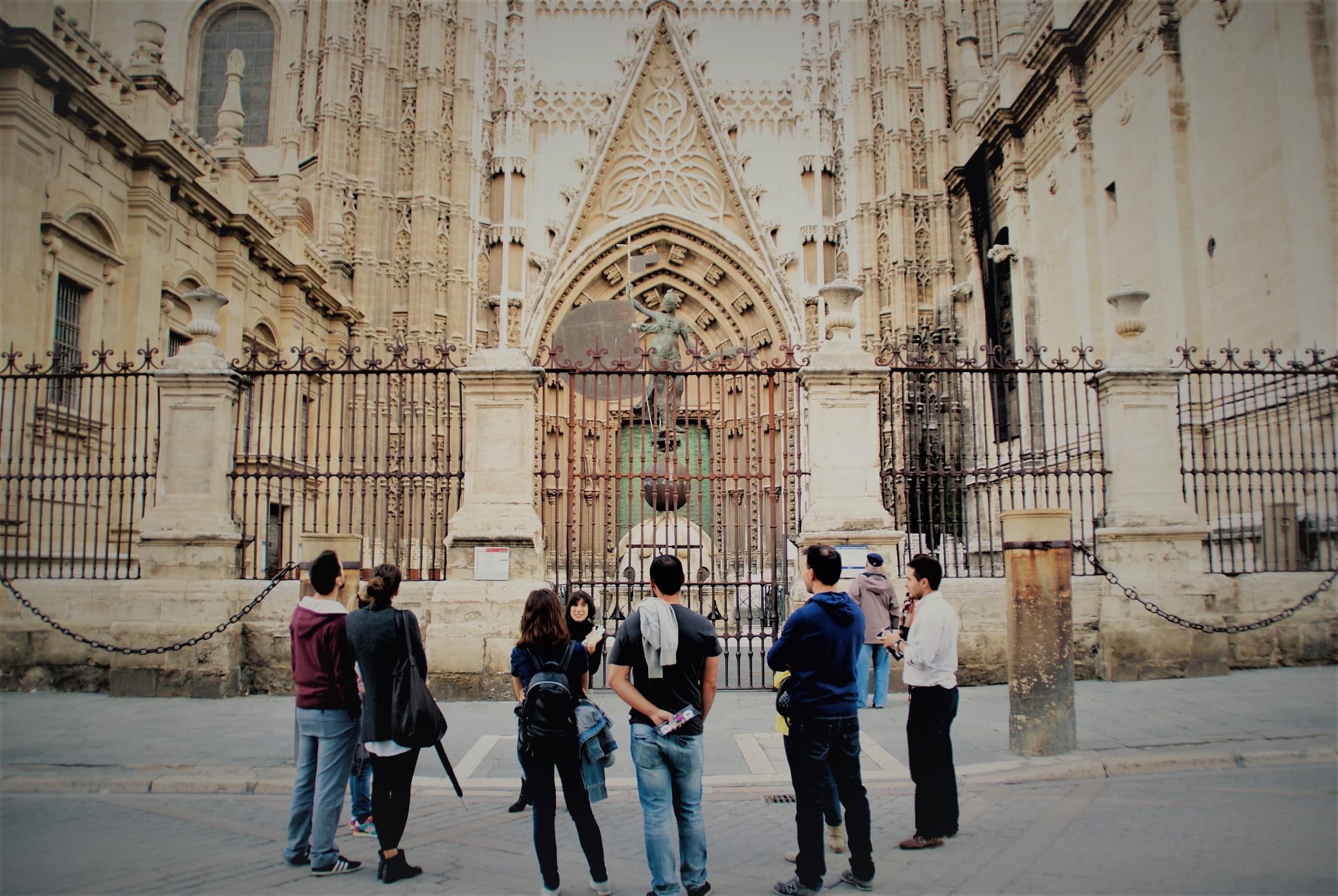 Alcazar&Cathedral of Sevilla EXCLUSIVE GROUP