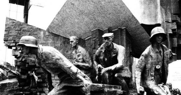 Warsaw Uprising Private Walking Tour